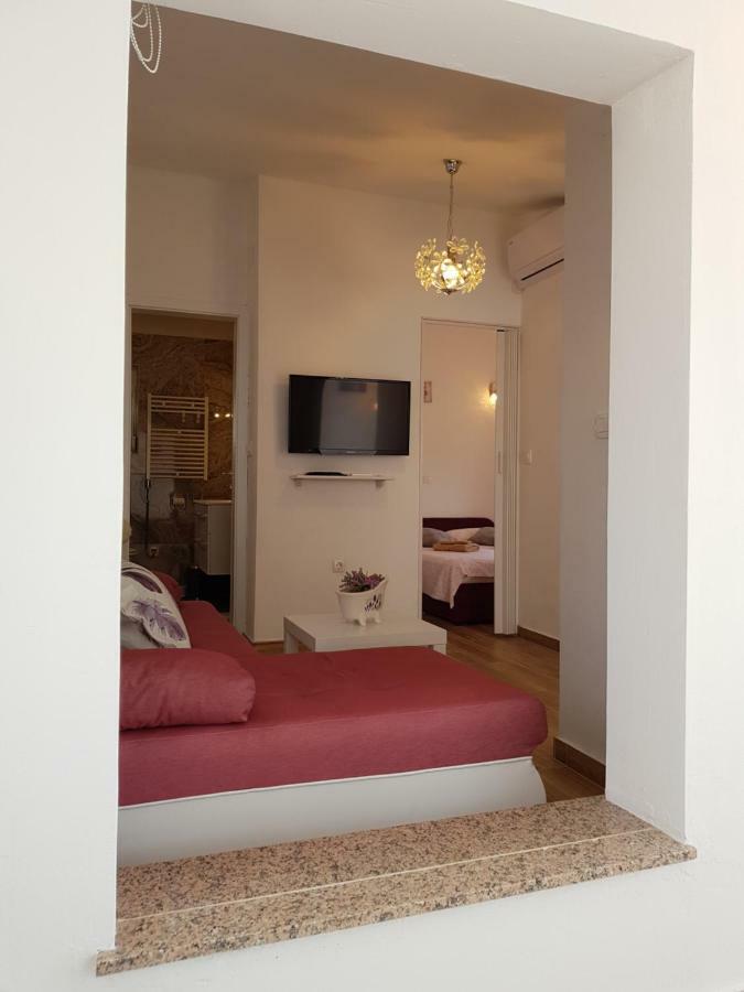Apartment Ulika Marčana Esterno foto